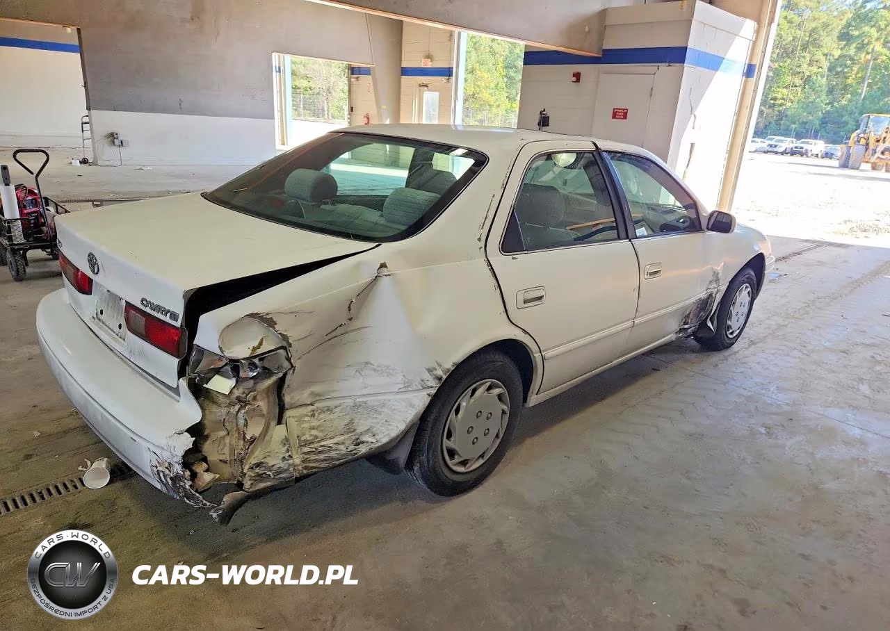 1999 Toyota Camry Ce VIN:4T1BG22KXXU868455 - 3