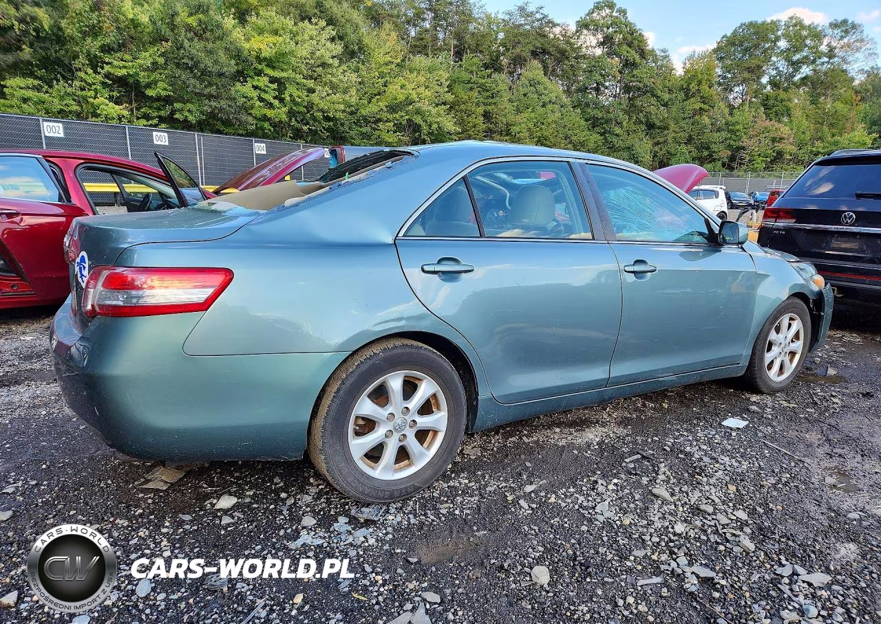 2011 Toyota Camry Le VIN:4T1BF3EK9BU769803 - 3