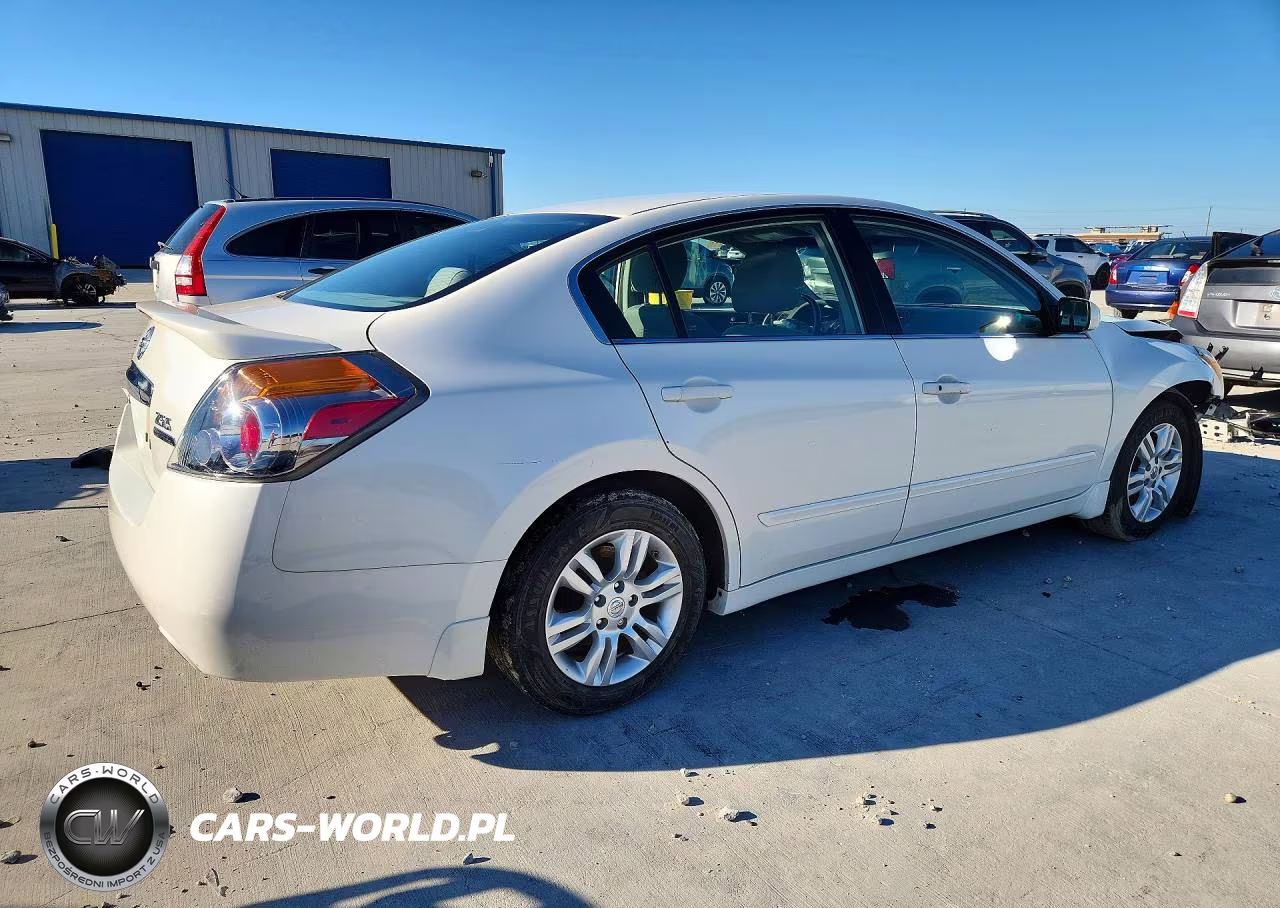 2011 Nissan Altima 2.5 VIN:1N4AL2AP8BN435542 - 3