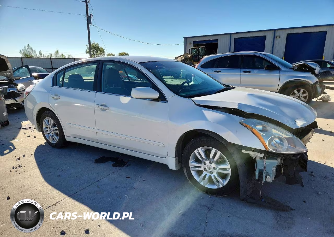 2011 Nissan Altima 2.5 VIN:1N4AL2AP8BN435542 - 4