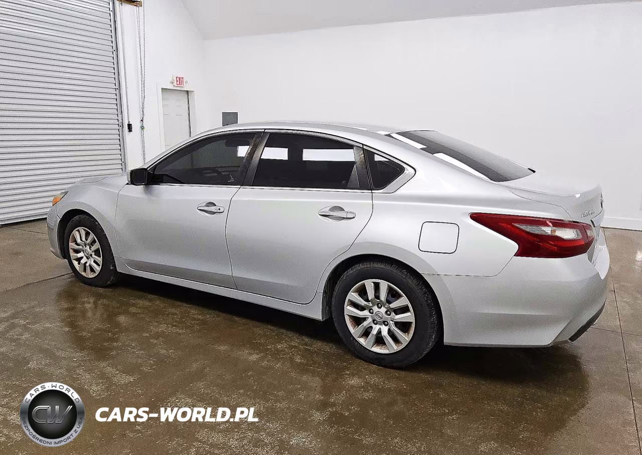 2018 Nissan Altima 2.5 S VIN:1N4AL3AP8JC117193 - 2