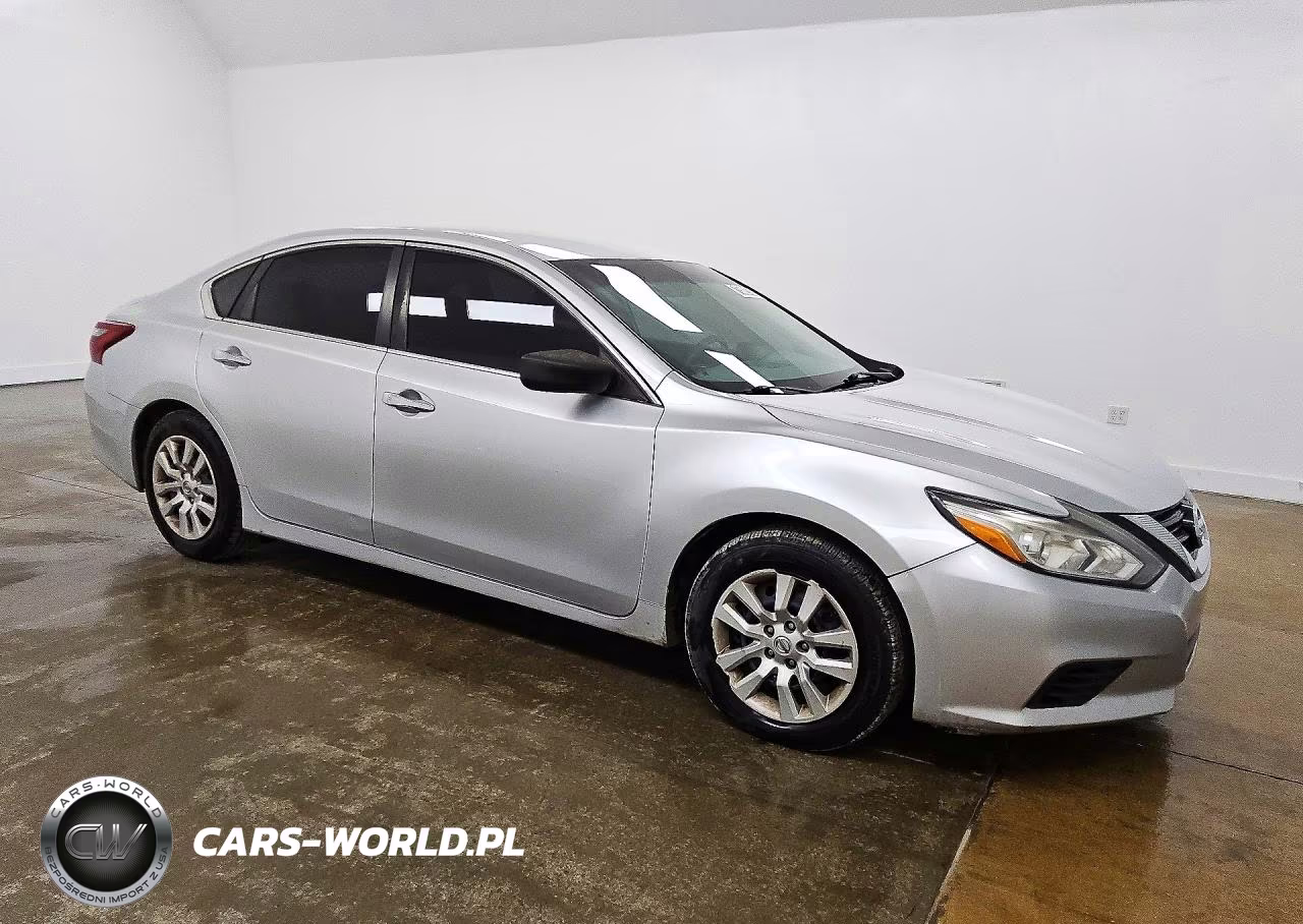 2018 Nissan Altima 2.5 S VIN:1N4AL3AP8JC117193 - 4