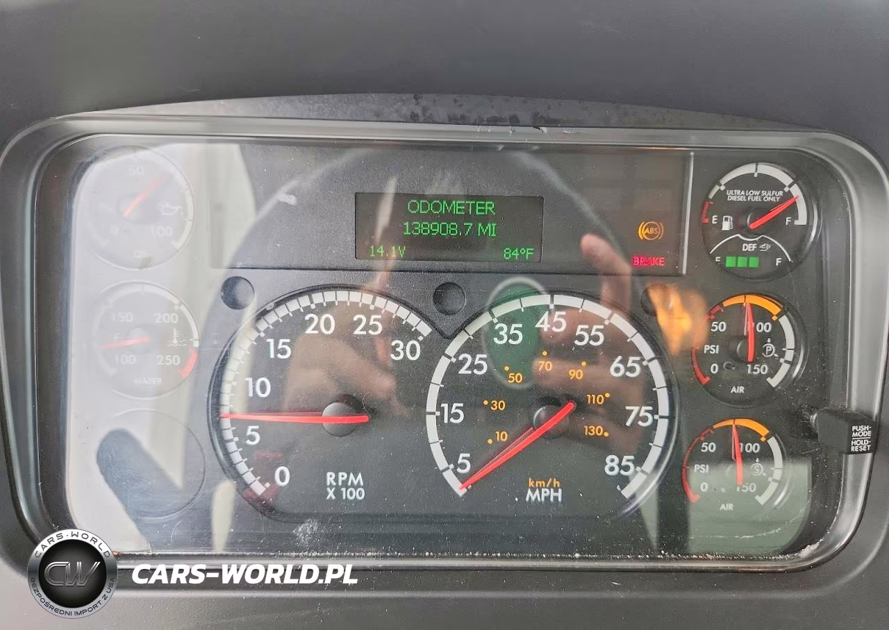 2020 Freightliner Business Class M2 Box Truck VIN:3ALHCYFE7LDLY9764 - 9