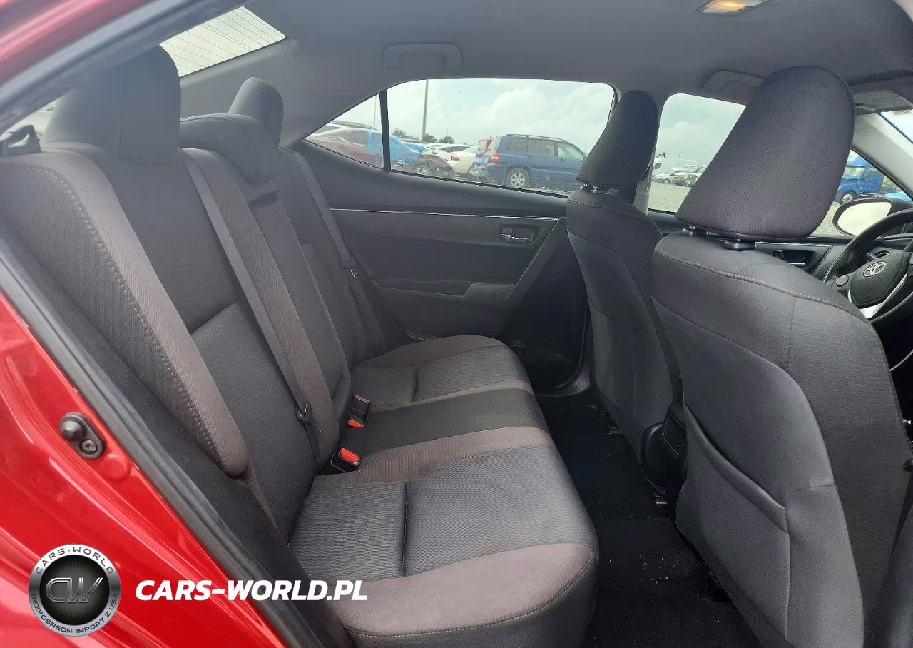 2018 Toyota Corolla Le VIN:5YFBURHE7JP767756 - 10