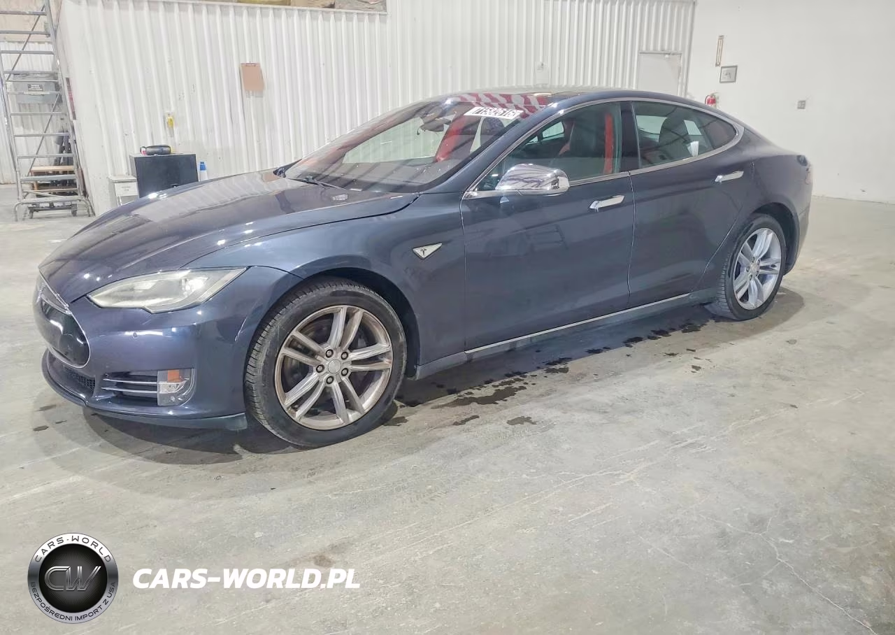 2014 Tesla Model S