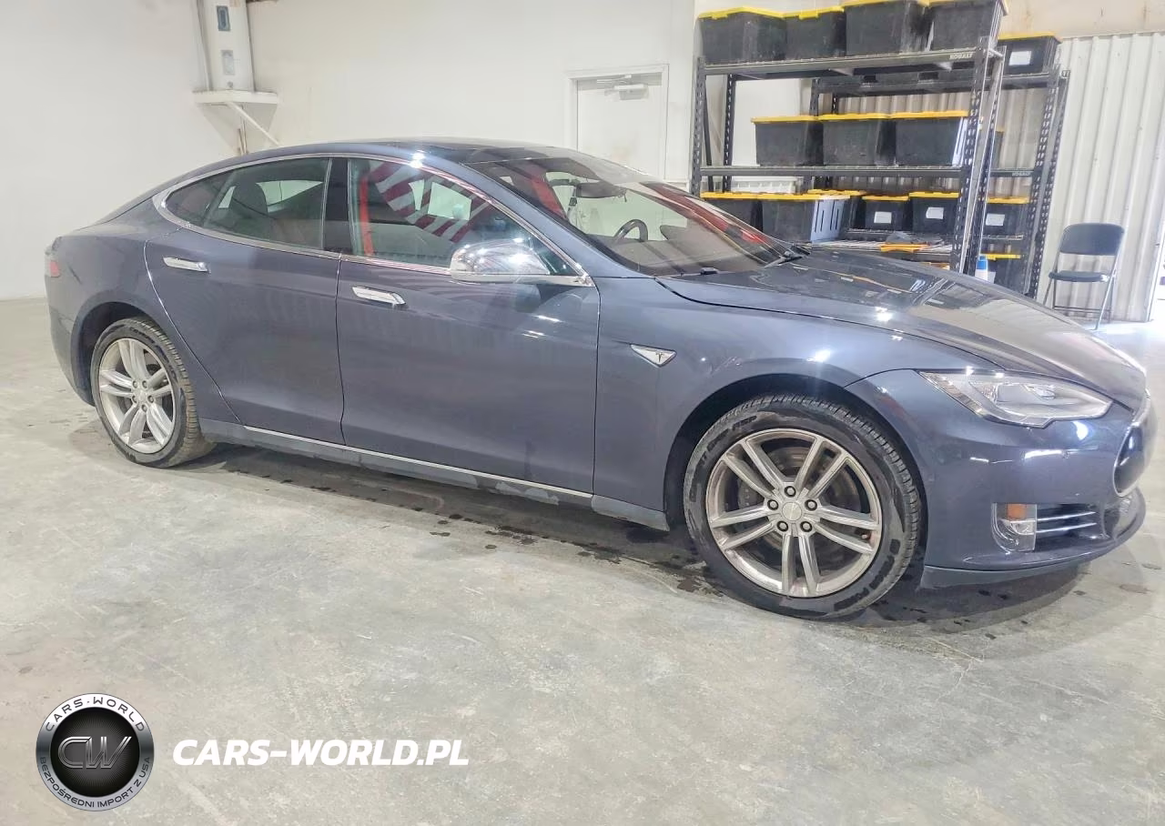 2014 Tesla Model S VIN:5YJSA1H11EFP64652 - 4