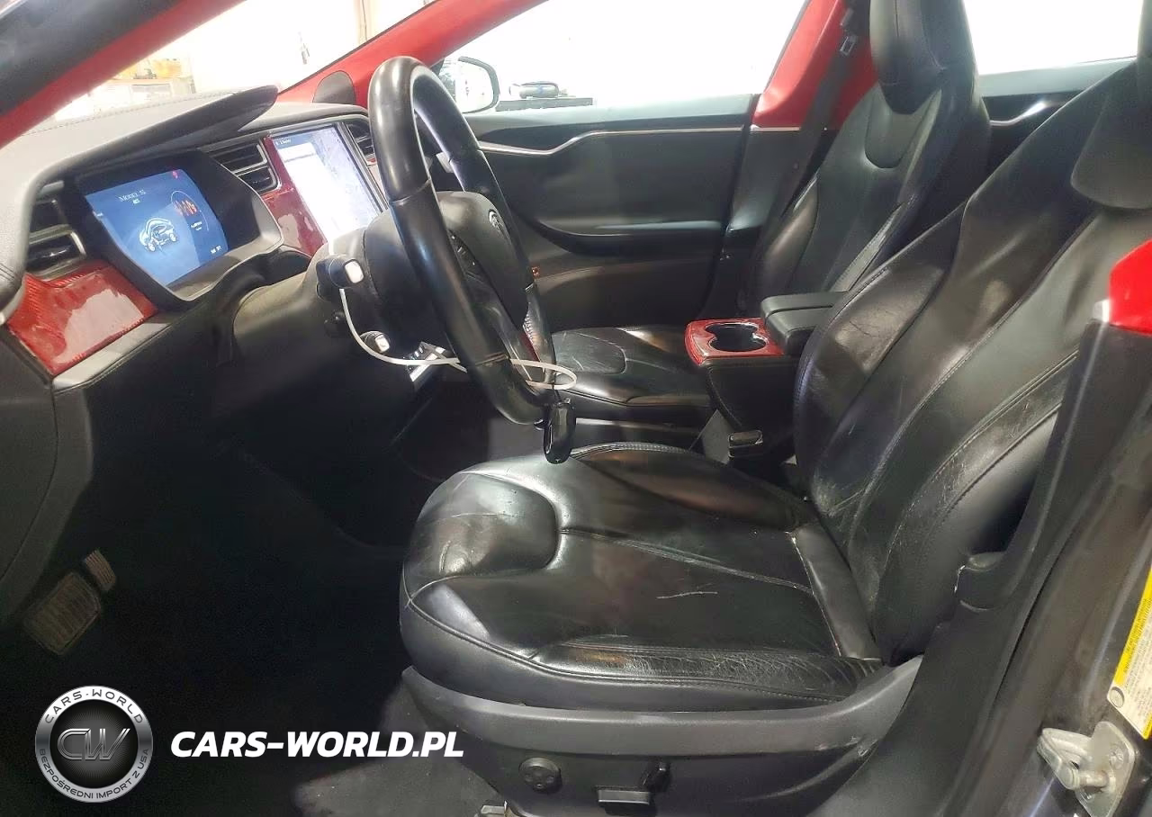 2014 Tesla Model S VIN:5YJSA1H11EFP64652 - 7