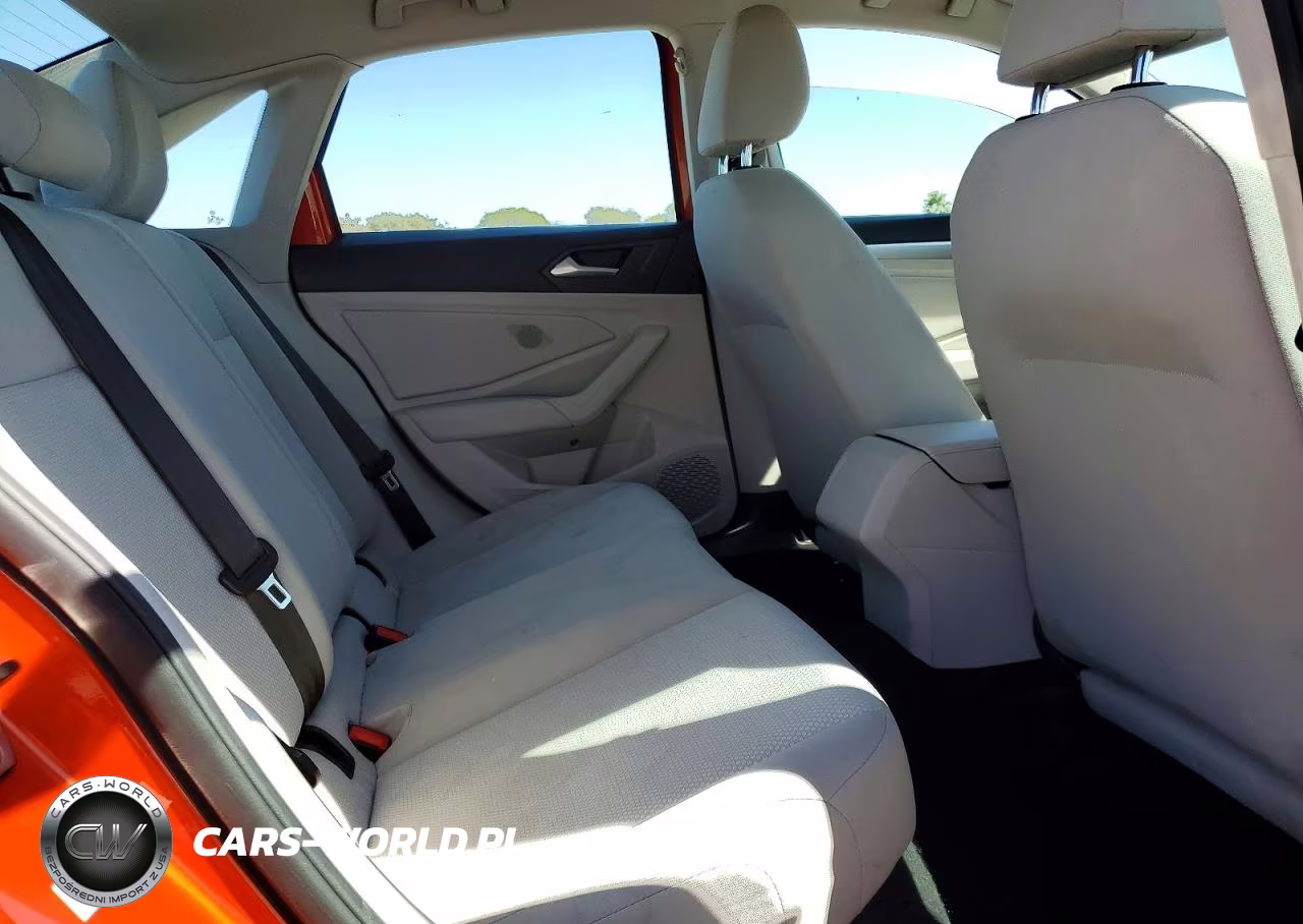 2019 Volkswagen Jetta S VIN:3VWCB7BU4KM184842 - 10