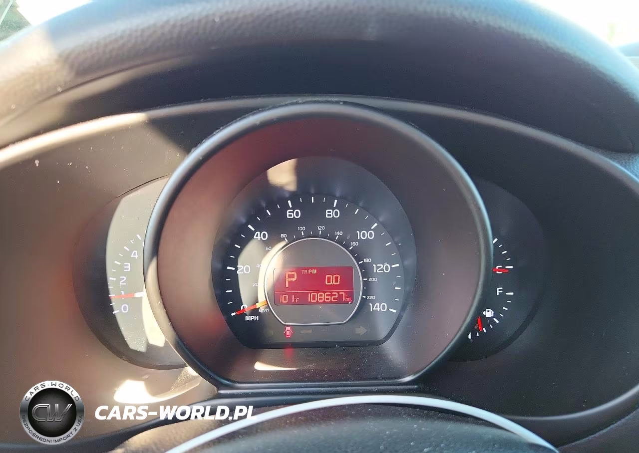 2016 Kia Soul Base VIN:KNDJN2A24G7357121 - 9