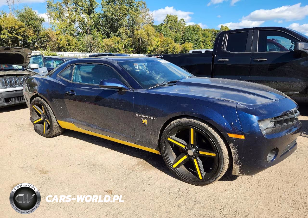 2011 Chevrolet Camaro Lt VIN:2G1FB1ED1B9149363 - 4