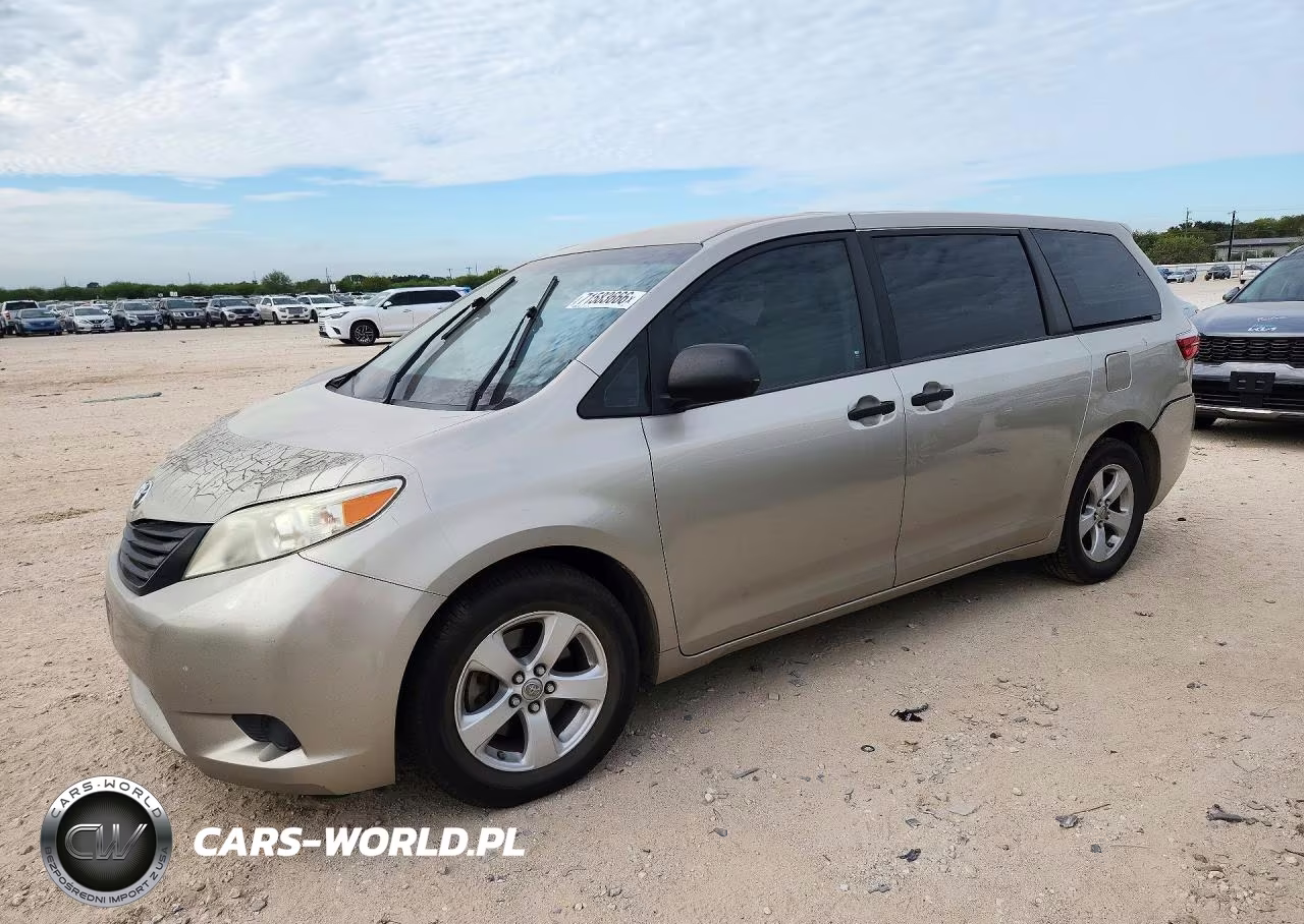 2017 Toyota Sienna L 7-Passenger