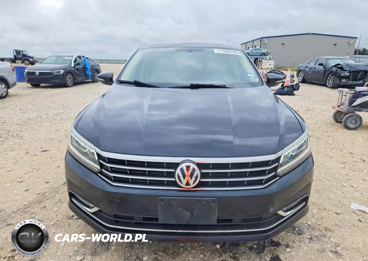 2017 Volkswagen Passat Se VIN:1VWGT7A33HC085009 - 5