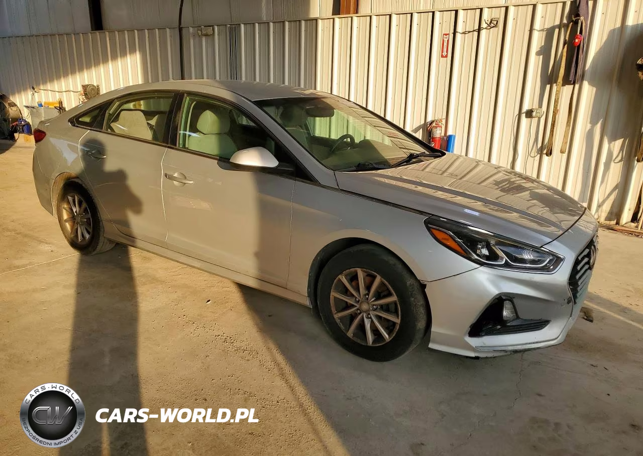 2019 Hyundai Sonata Se VIN:5NPE24AF8KH730772 - 4