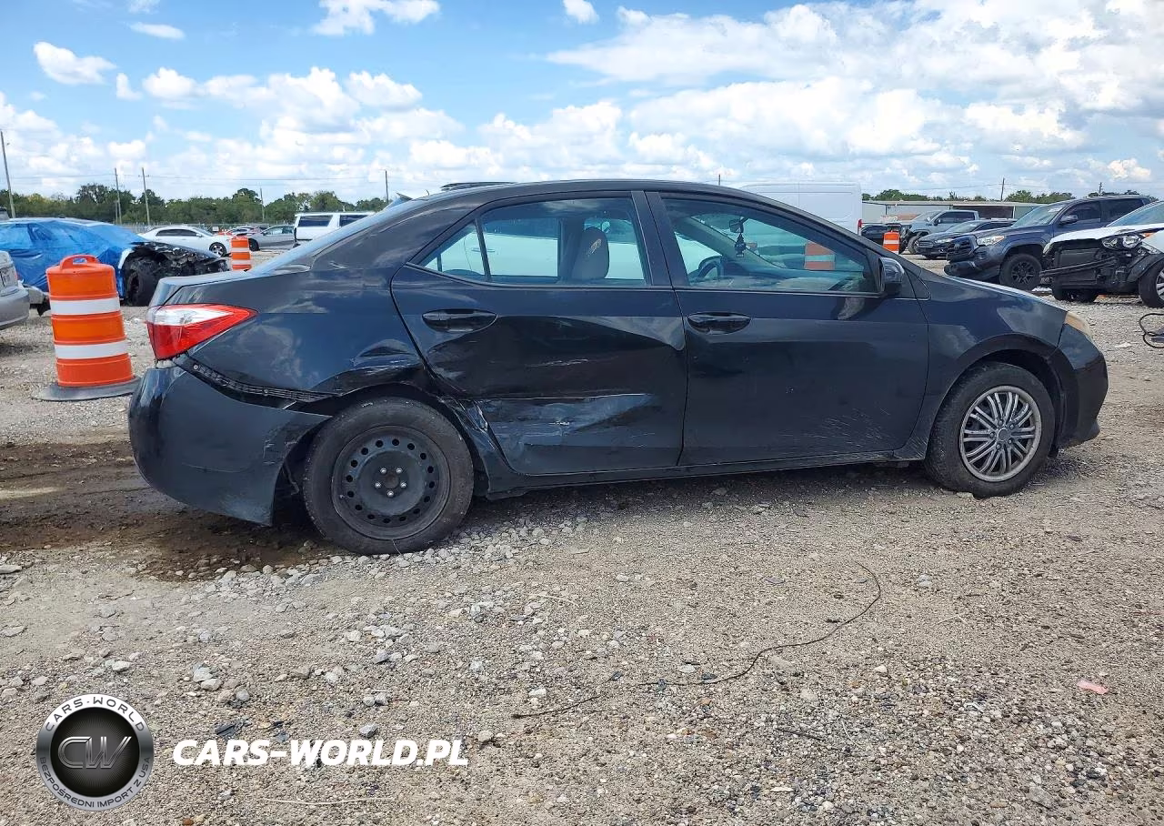 2014 Toyota Corolla Le VIN:5YFBURHE2EP057220 - 3