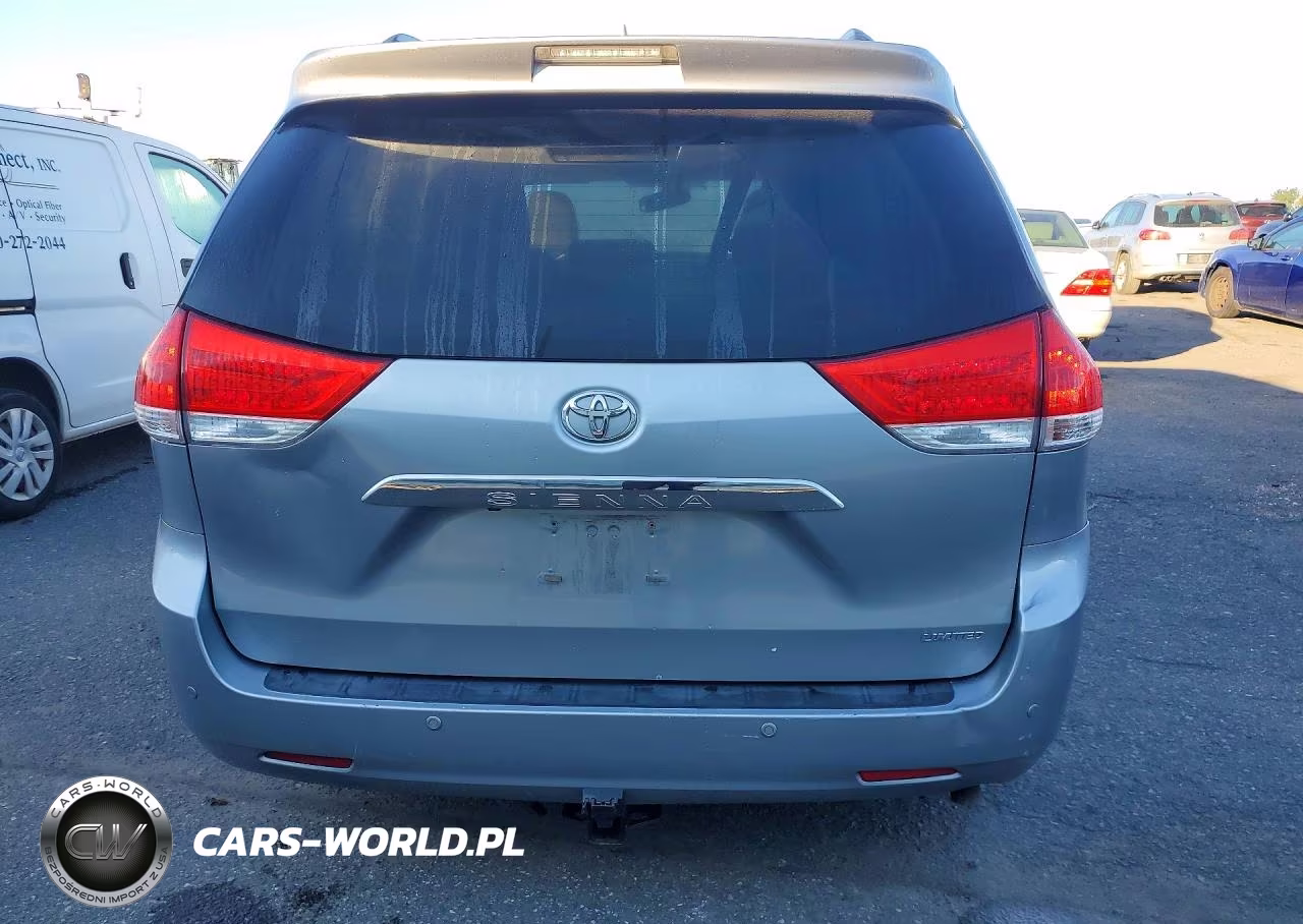 2012 Toyota Sienna Limited 7-Passenger VIN:5TDYK3DC5CS200263 - 6