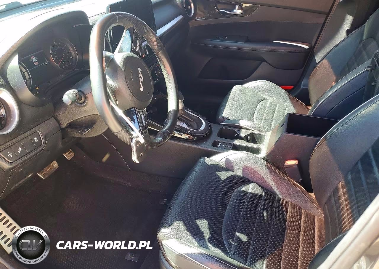 2023 Kia Forte Gt Line VIN:3KPF54AD6PE513436 - 7