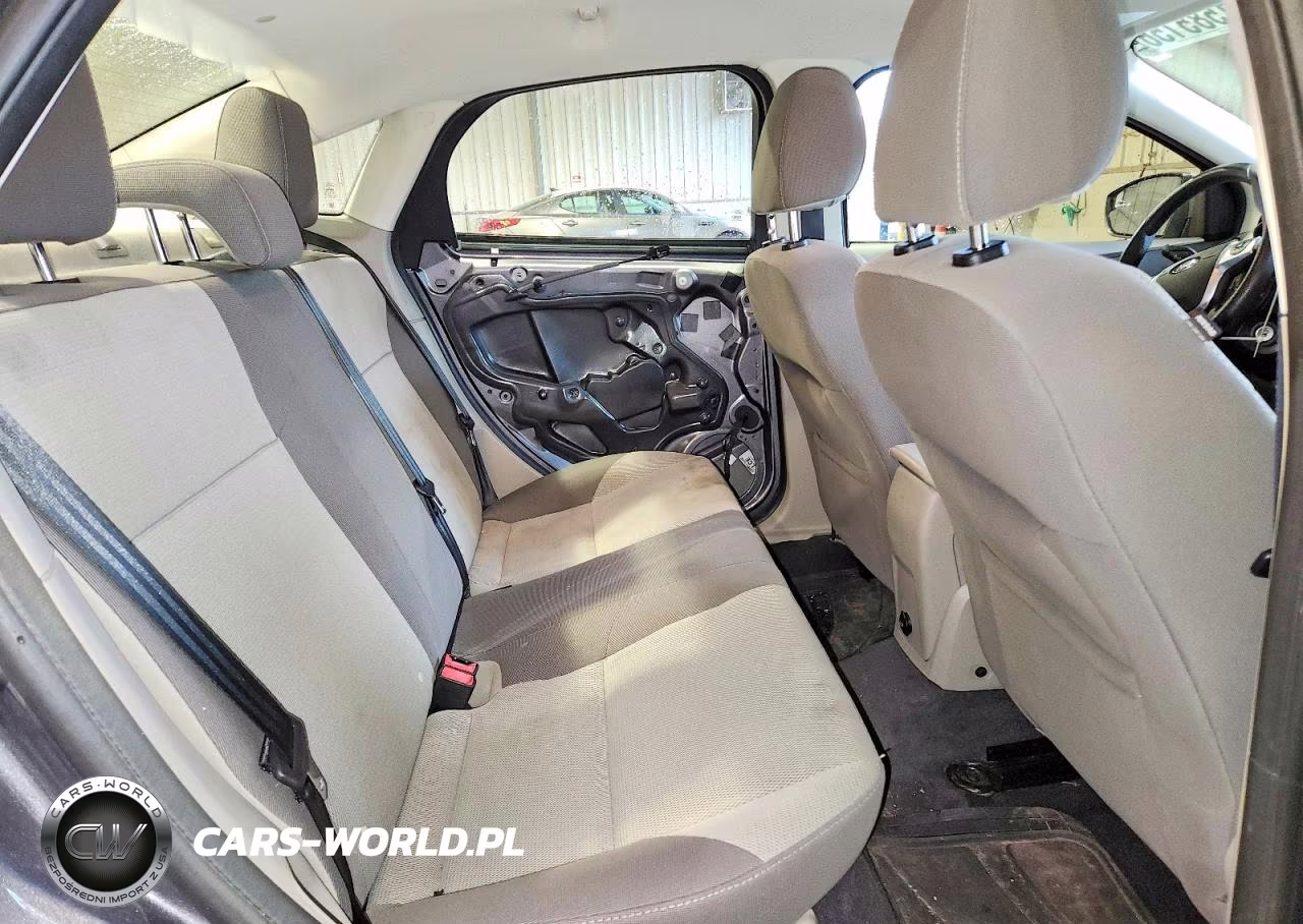 2013 Ford Focus Se VIN:1FADP3F22DL317036 - 10