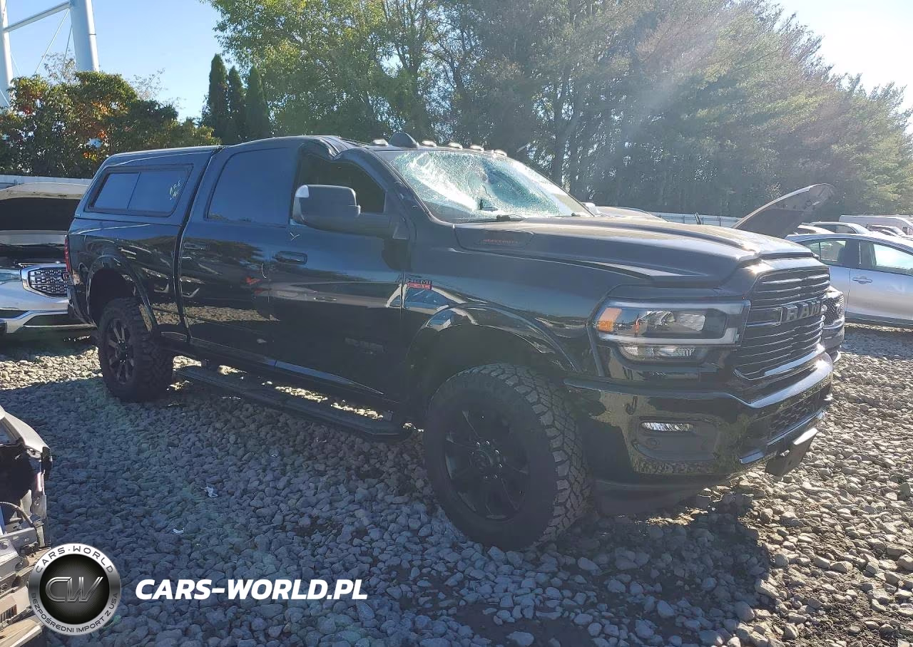 2020 Ram 2500 Laramie VIN:3C6UR5FJ5LG268179 - 4