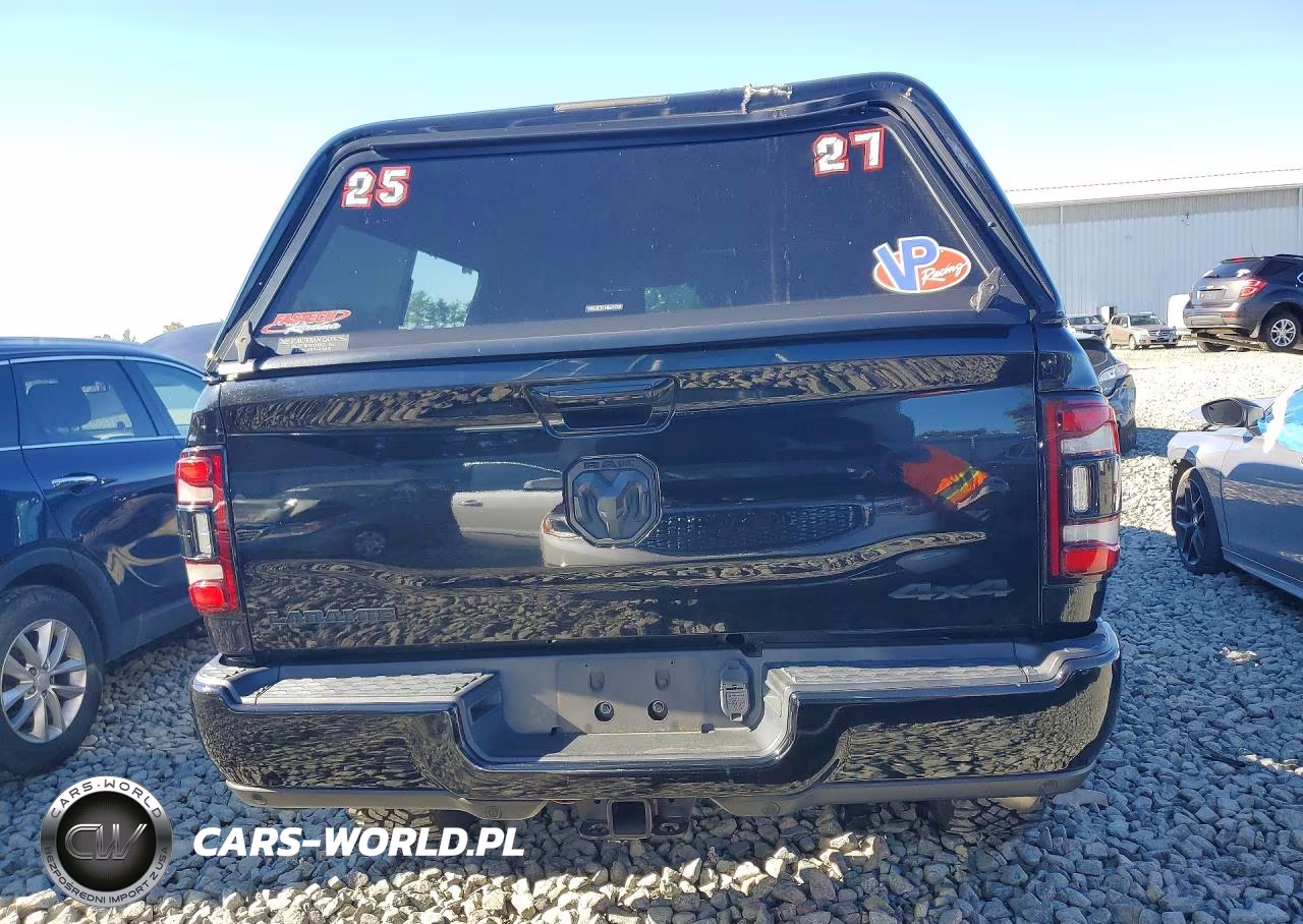 2020 Ram 2500 Laramie VIN:3C6UR5FJ5LG268179 - 6