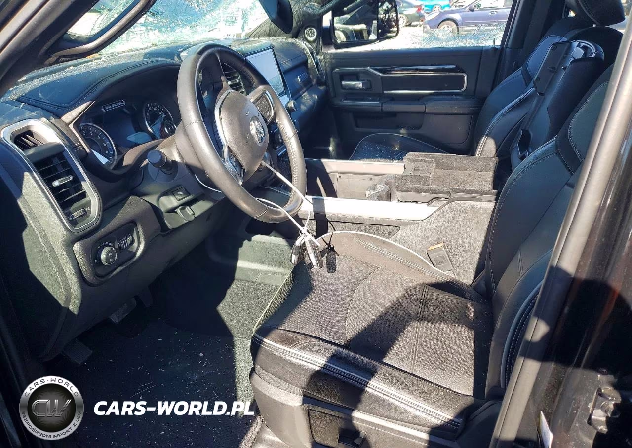 2020 Ram 2500 Laramie VIN:3C6UR5FJ5LG268179 - 7