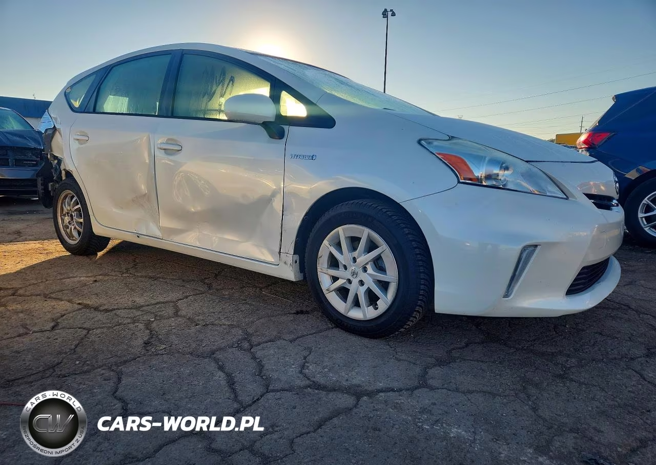 2014 Toyota Prius V Three VIN:JTDZN3EU2EJ012500 - 4