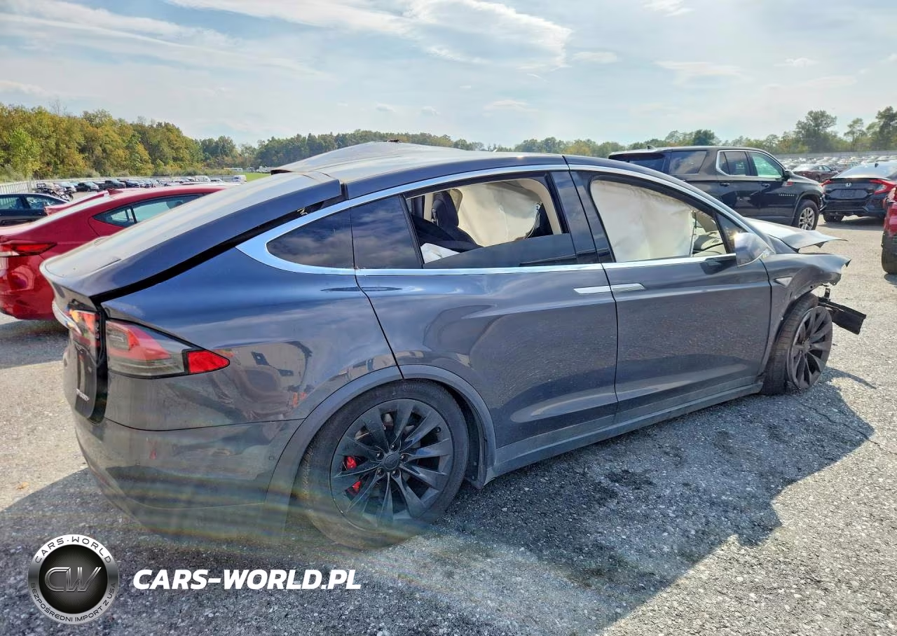 2016 Tesla Model X VIN:5YJXCBE40GF004445 - 3