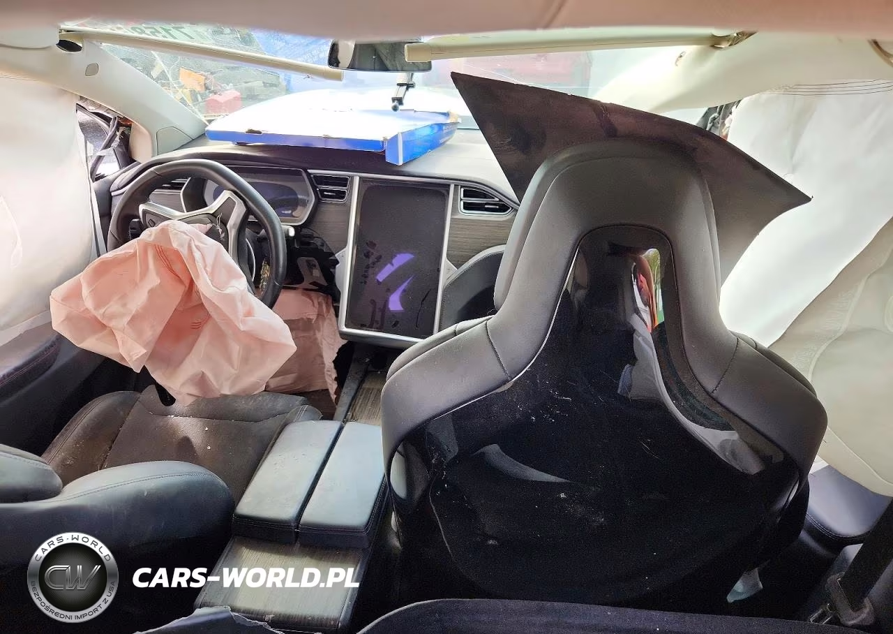 2016 Tesla Model X VIN:5YJXCBE40GF004445 - 8