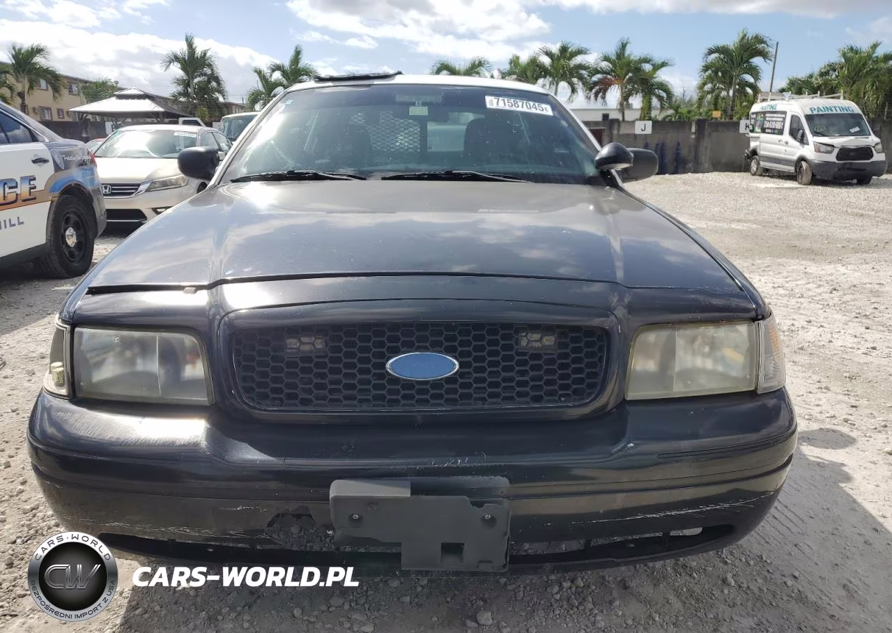 2008 Ford Crown Victoria Police Interceptor VIN:2FAFP71V68X155471 - 5