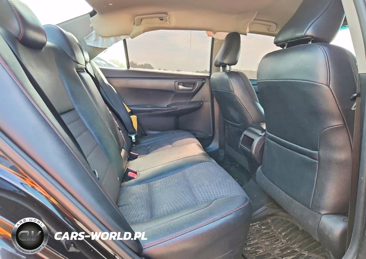 2017 Toyota Camry Se VIN:4T1BF1FK1HU344619 - 10