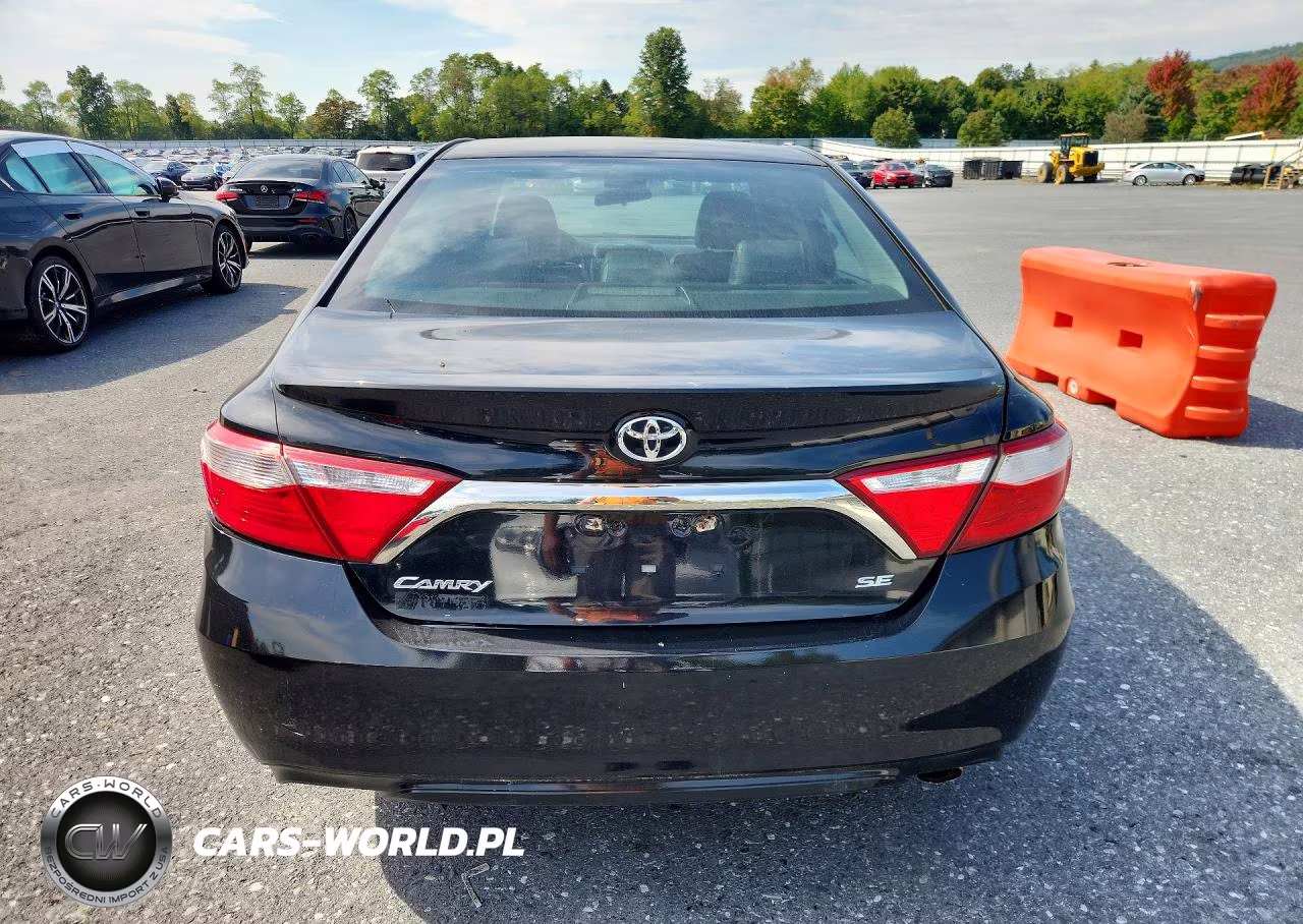 2017 Toyota Camry Se VIN:4T1BF1FK1HU344619 - 6