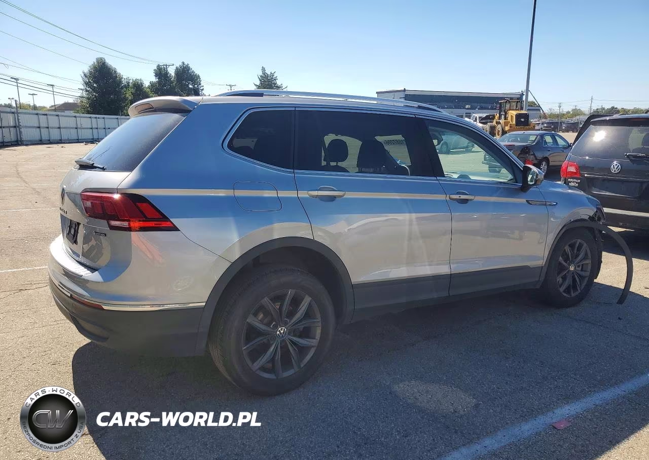 2022 Volkswagen Tiguan Se VIN:3VV2B7AX1NM100010 - 3