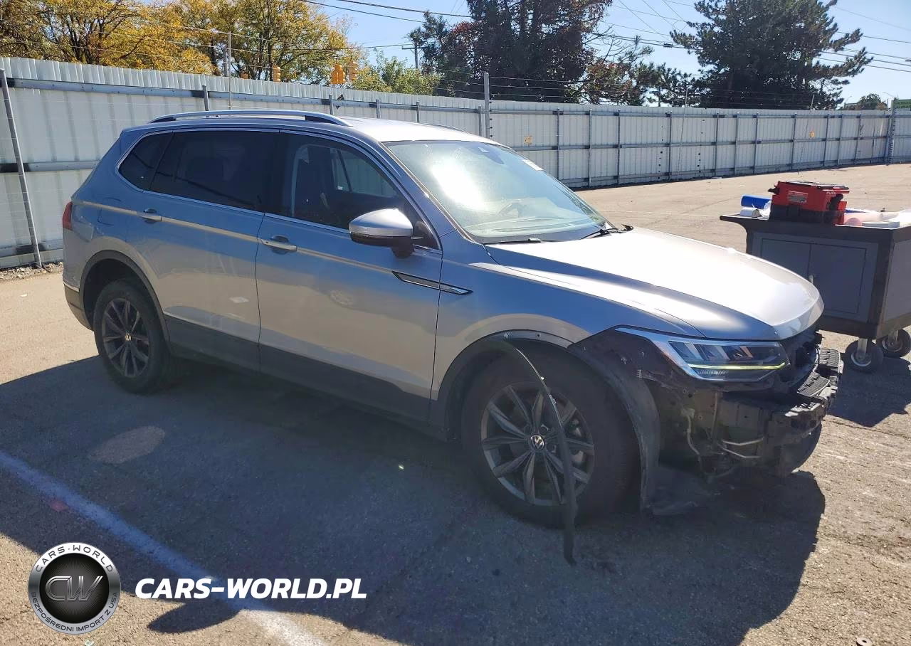 2022 Volkswagen Tiguan Se VIN:3VV2B7AX1NM100010 - 4