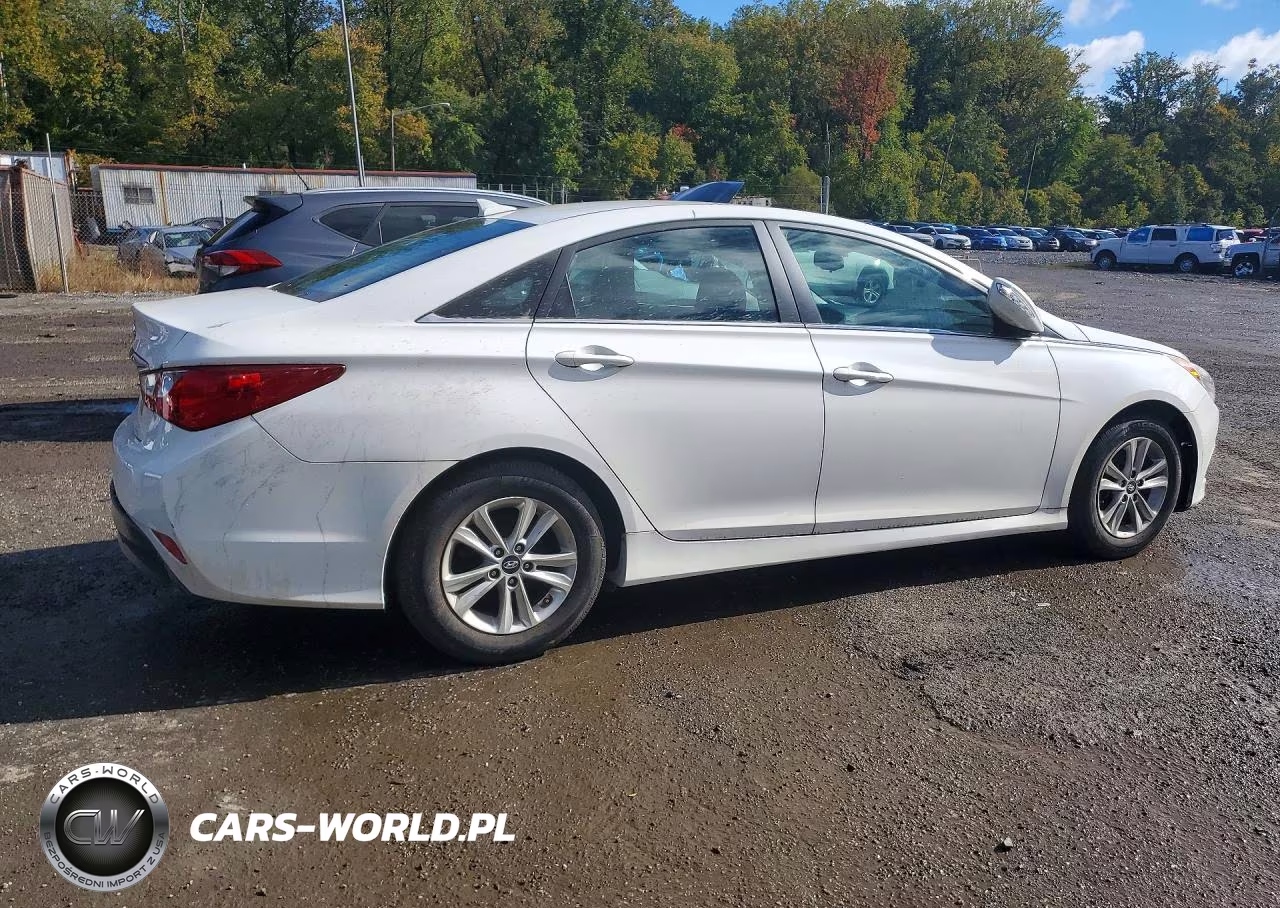 2014 Hyundai Sonata Gls VIN:5NPEB4AC3EH903947 - 3
