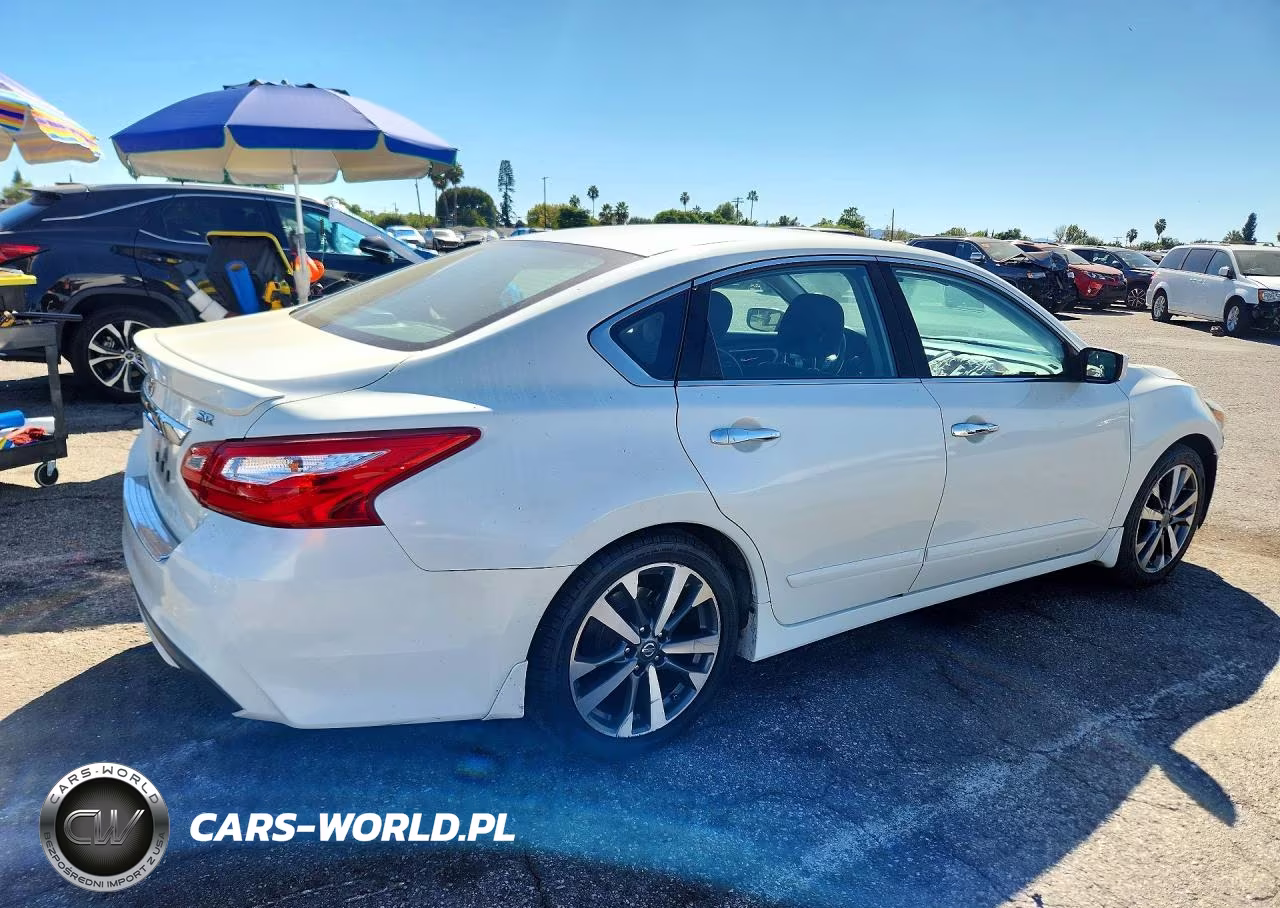 2016 Nissan Altima 2.5 Sr VIN:1N4AL3AP1GC239693 - 3