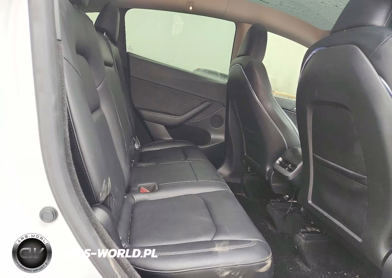 2023 Tesla Model Y VIN:7SAYGDEE5PF816887 - 11
