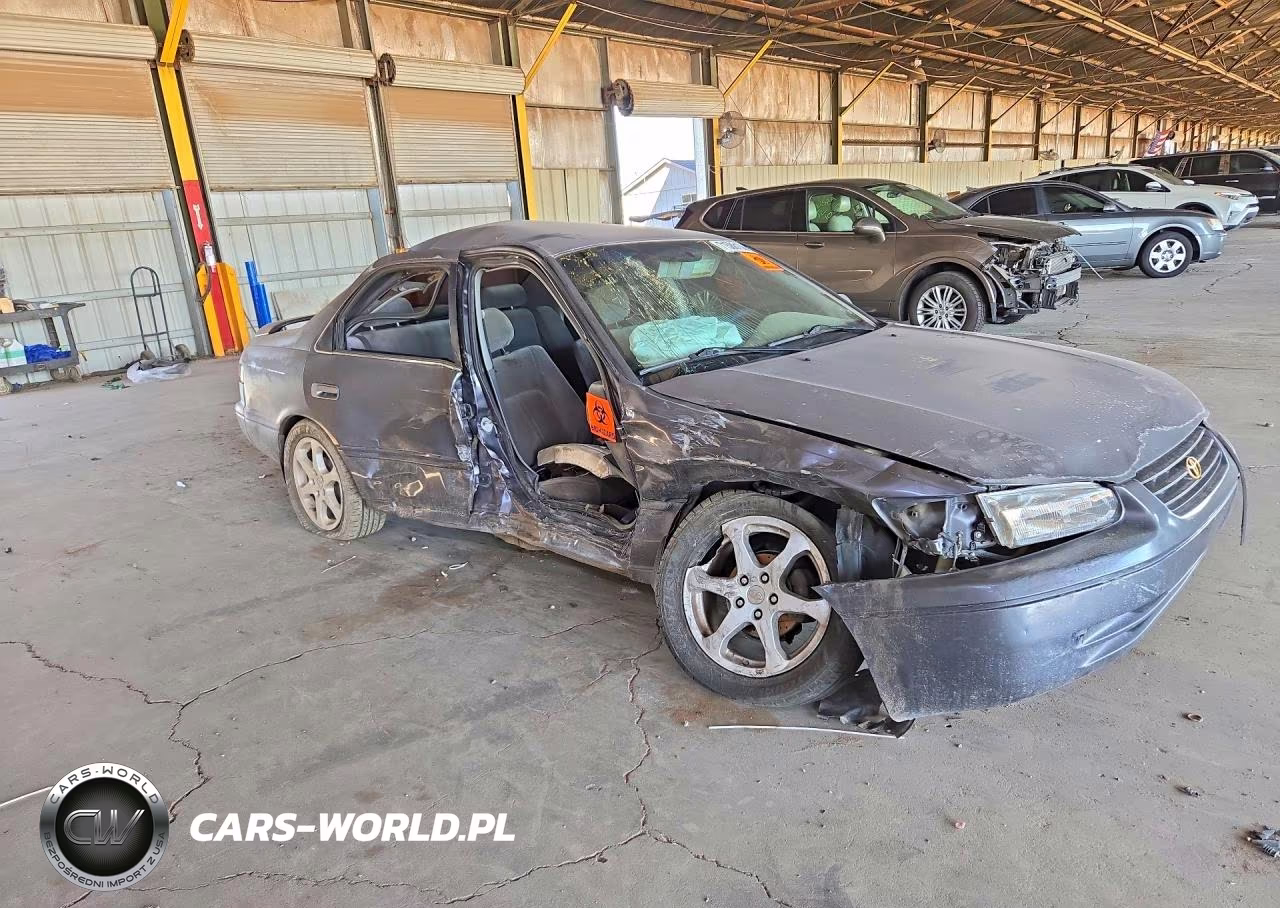 1998 Toyota Camry Le VIN:JT2BG22K1W0177382 - 4