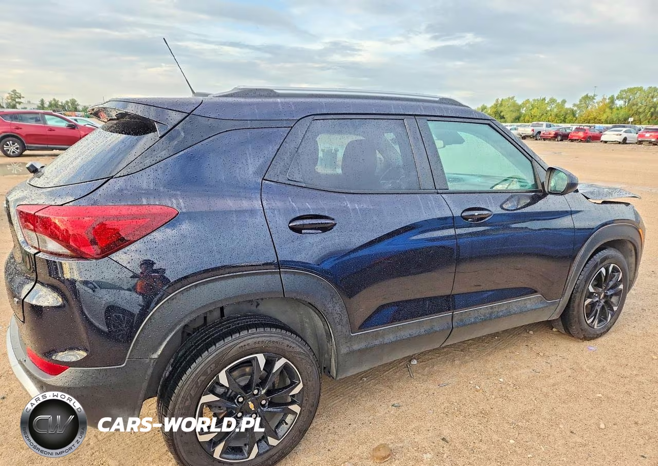 2021 Chevrolet Trailblazer Lt VIN:KL79MPS21MB093640 - 3