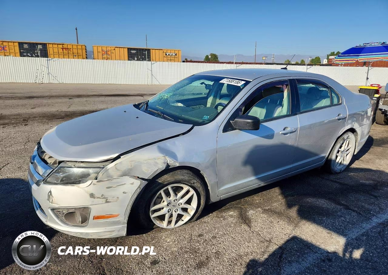 2010 Ford Fusion S