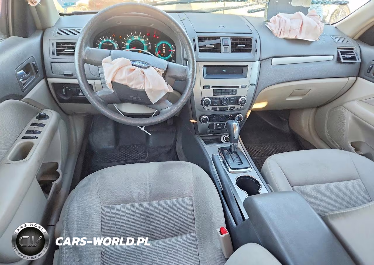 2010 Ford Fusion S VIN:3FAHP0GA2AR257729 - 8
