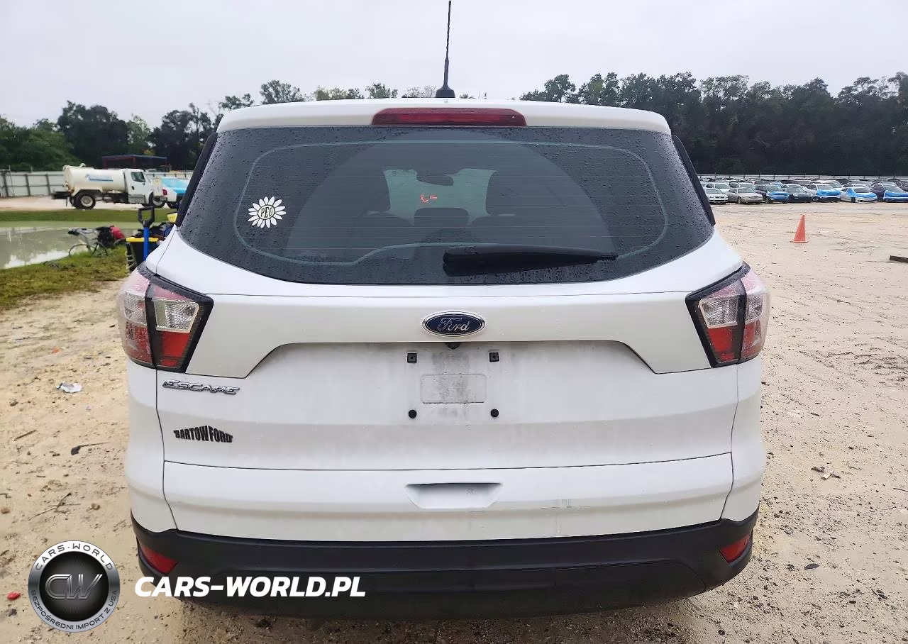 2017 Ford Escape S VIN:1FMCU0F7XHUD24868 - 6