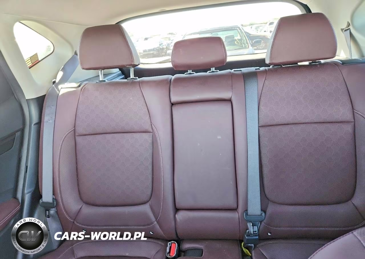 2023 KIA SELTOS SX VIN:KNDETCA25P7386169 - 10