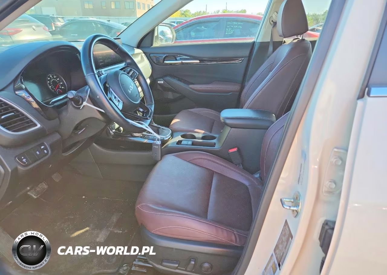 2023 KIA SELTOS SX VIN:KNDETCA25P7386169 - 7