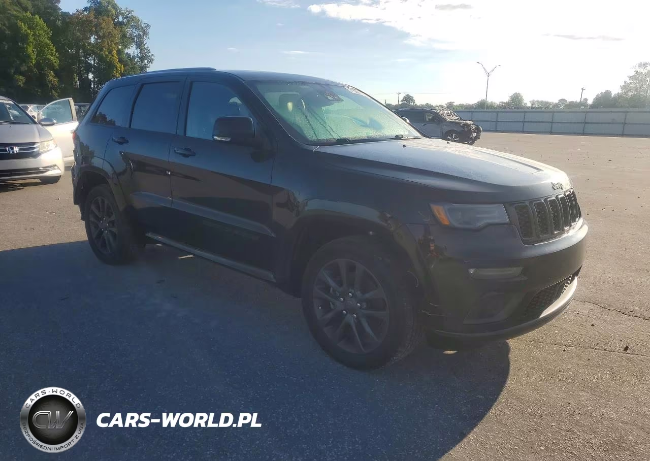 2018 Jeep Grand Cherokee Overland VIN:1C4RJFCT1JC136389 - 4