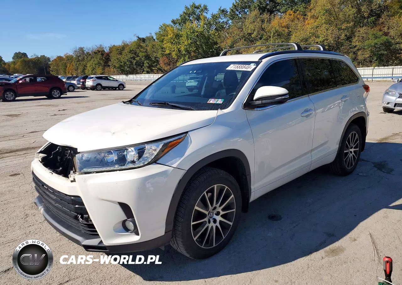 2018 Toyota Highlander Se – zdjęcie 1 z 13