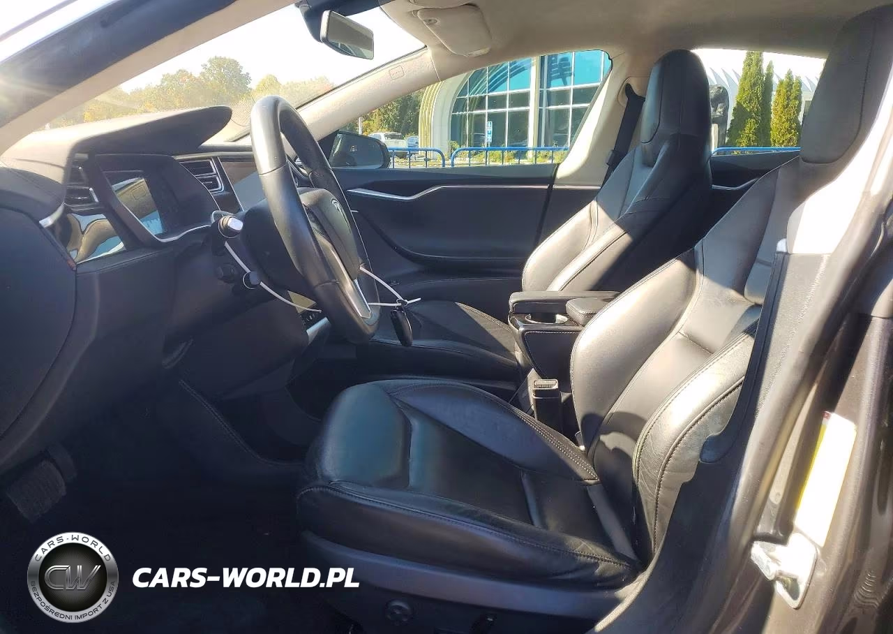 2016 Tesla Model S VIN:5YJSA1E10GF132541 - 7