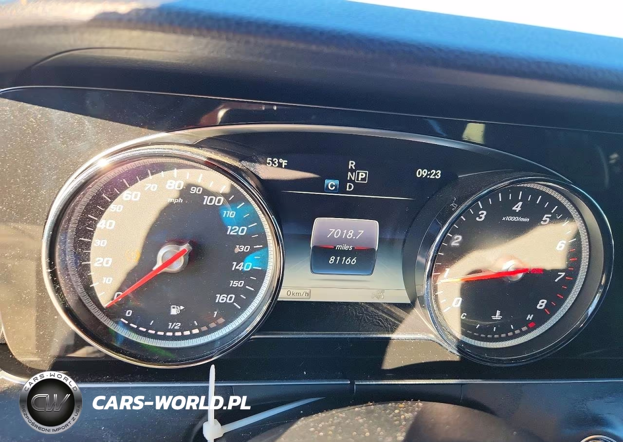 2018 Mercedes-Benz E 300 4Matic VIN:WDDZF4KB8JA298861 - 9