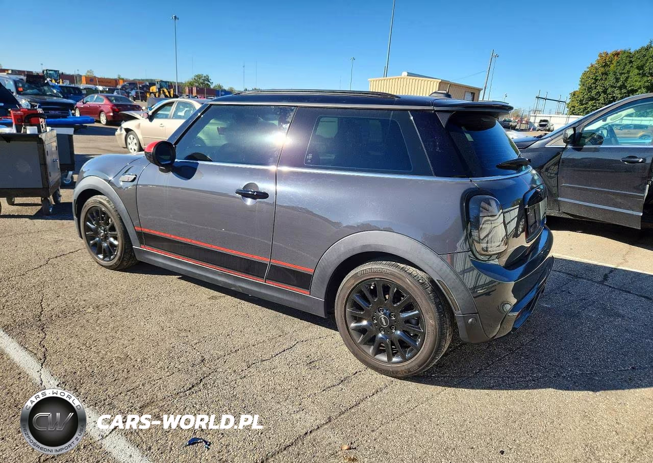 2018 Mini Cooper S VIN:WMWXP7C5XJ2A48847 - 2