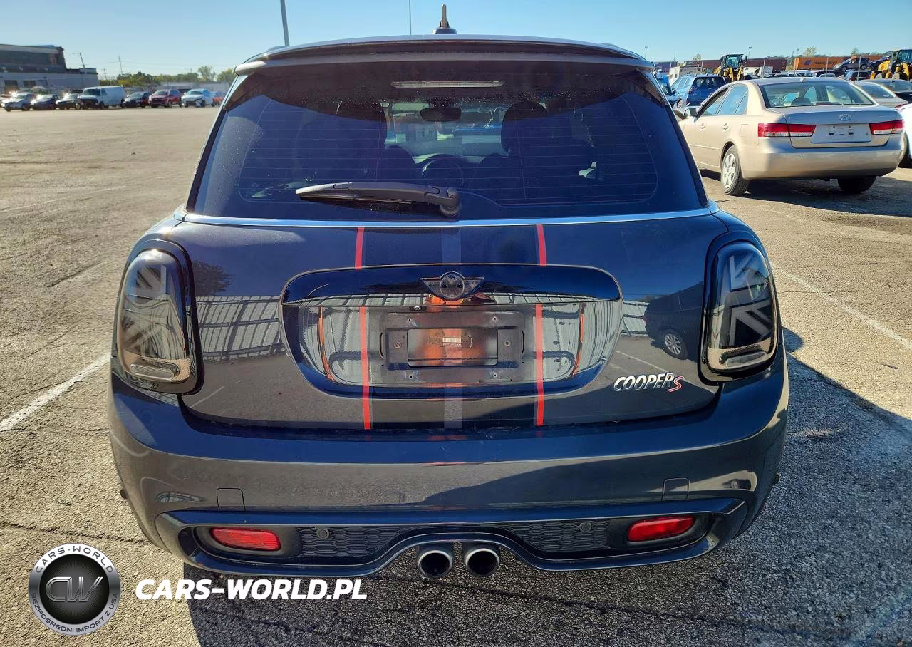 2018 Mini Cooper S VIN:WMWXP7C5XJ2A48847 - 6