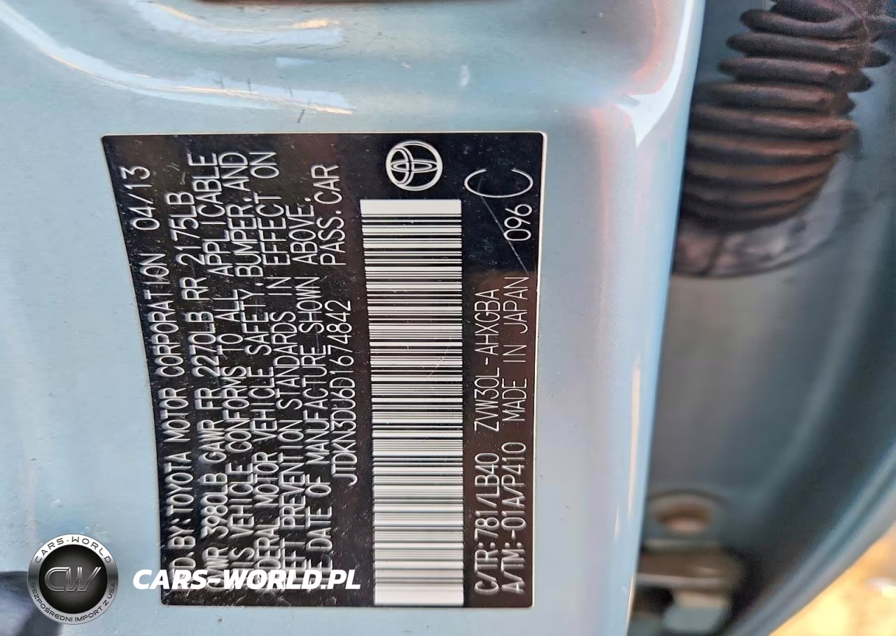 2013 Toyota Prius Four VIN:JTDKN3DU6D1674842 - 13