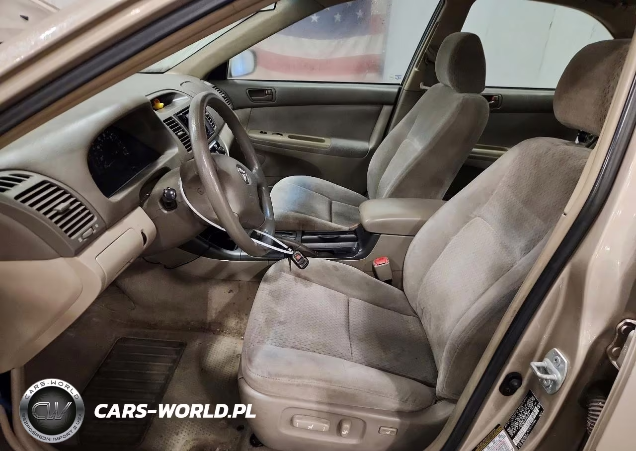 2004 Toyota Camry Le VIN:4T1BE32K44U357945 - 7